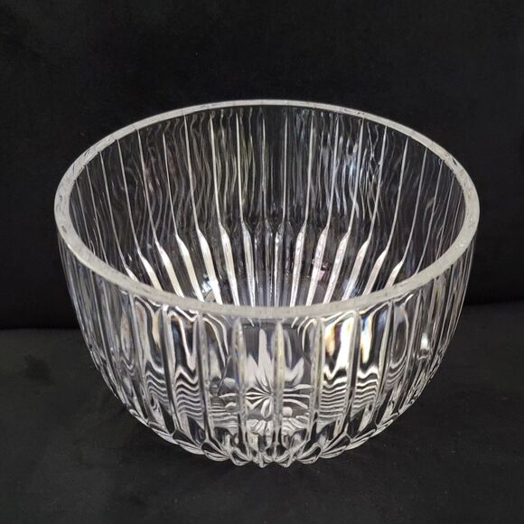 Mikasa Park Lane Heavy Crystal Fruit Salad Round Bowl Center Piece - Picture 8 of 10